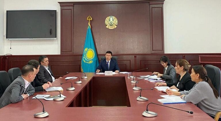 БЮДЖЕТТІК КОМИССИЯ ОТЫРЫСЫ ӨТТІ