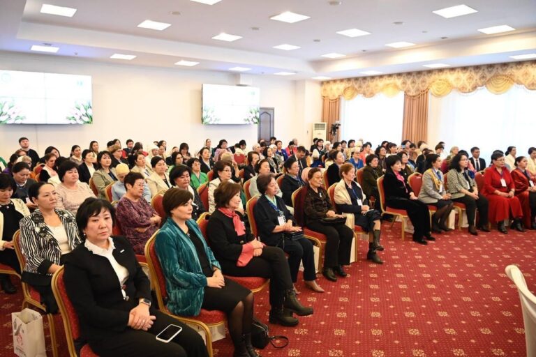ҚЫЗЫЛОРДАДА «АНАҒА ТАҒЗЫМ» РЕСПУБЛИКАЛЫҚ АНАЛАР ФОРУМЫ ӨТТІ
