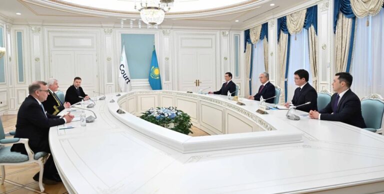 МЕМЛЕКЕТ БАСШЫСЫ СОТ ТӨРАҒАСЫНЫҢ АНТ БЕРУ РӘСІМІНЕ ҚАТЫСТЫ