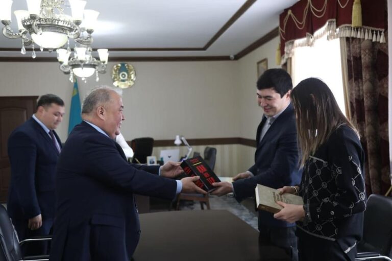 АУДАН ӘКІМІ СПОРТ САҢЛАҚТАРЫМЕН КЕЗДЕСТІ