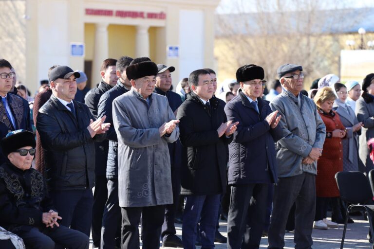 ЖАҢА ЖЫЛ, ЖАҢА ӨМІР, ЖАҢА КҮНМЕН КӨРІСУ