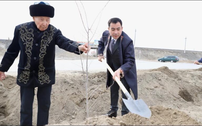 ЖАҢАРУ, ЖАҢҒЫРУ КҮНІНДЕ ЖАЛАҒАШ АУДАНЫНДА ТАЛ ЕГУ АКЦИЯСЫ ҰЙЫМДАСТЫРЫЛДЫ