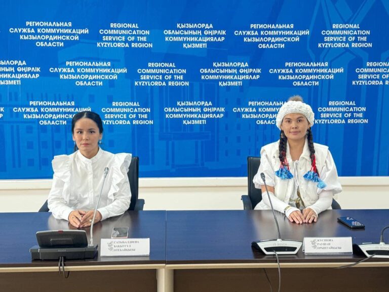 ҚЫЗЫЛОРДАЛЫҚ ҚОЛӨНЕР ШЕБЕРІ 200-ГЕ ЖУЫҚ ШӘКІРТ ТӘРБИЕЛЕГЕН