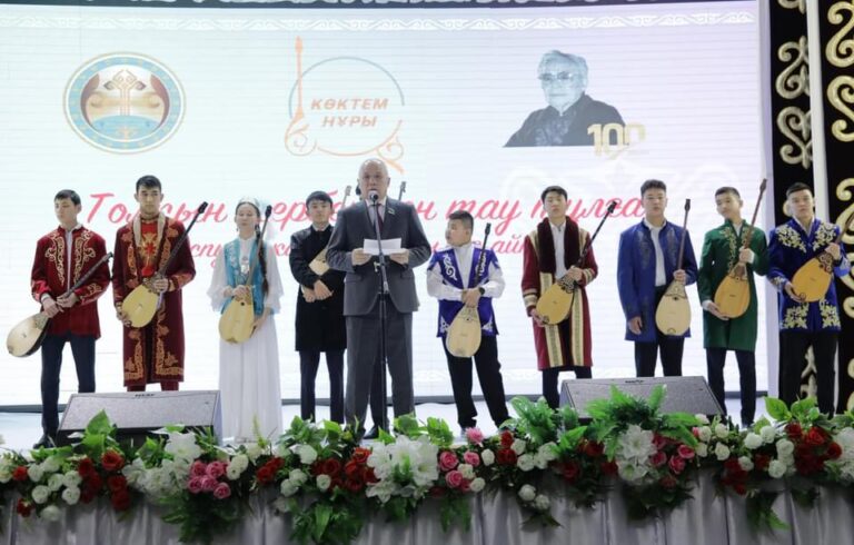 ХАЛЫҚ ЖАЗУШЫСЫ ӘБДІЖӘМІЛ НҰРПЕЙІСОВТІҢ 100 ЖЫЛДЫҒЫНА АРНАЛҒАН РЕСПУБЛИКАЛЫҚ ОҚУШЫЛАР АЙТЫСЫ БАСТАЛДЫ