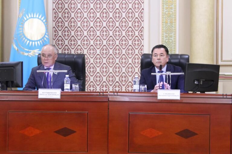 СЕНАТ ДЕПУТАТТЫҒЫНА ҮМІТКЕРЛЕРМЕН КЕЗДЕСУ