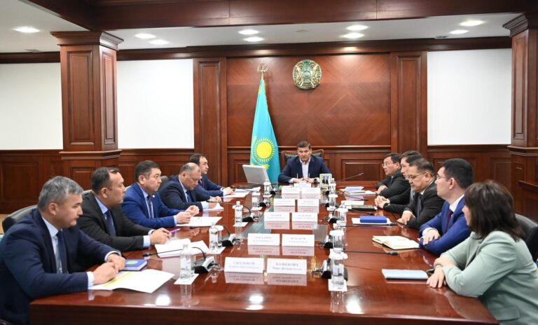 ҚҰРЫЛЫС ЖҰМЫСТАРЫ АЙМАҚ БАСШЫСЫНЫҢ ТІКЕЛЕЙ НАЗАРЫНДА