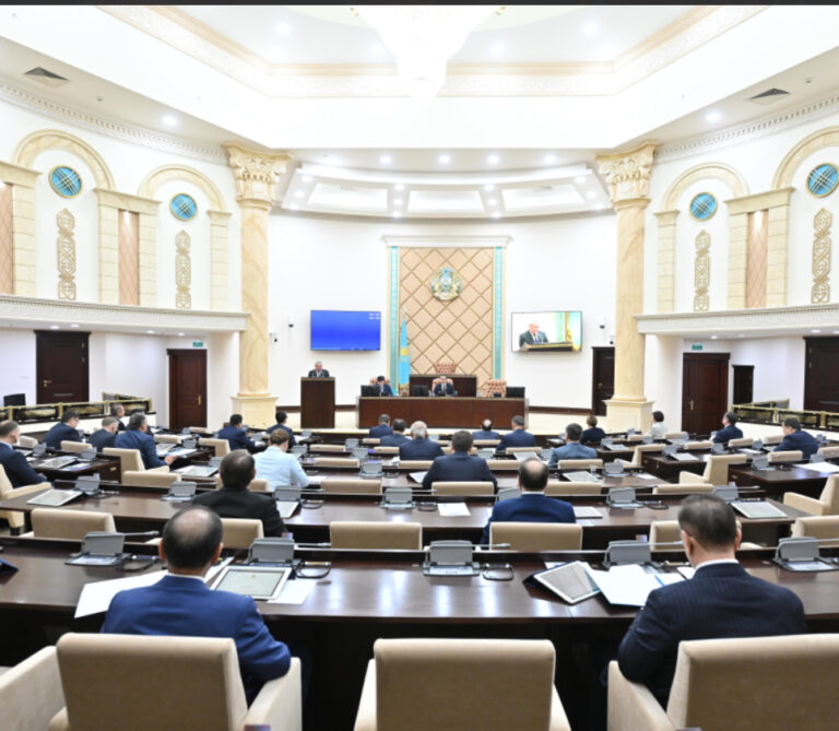 ҒЫЛЫМ ЖӘНЕ БІЛІМ БЕРУ ТУРАЛЫ ЗАҢ МАҚҰЛДАНДЫ