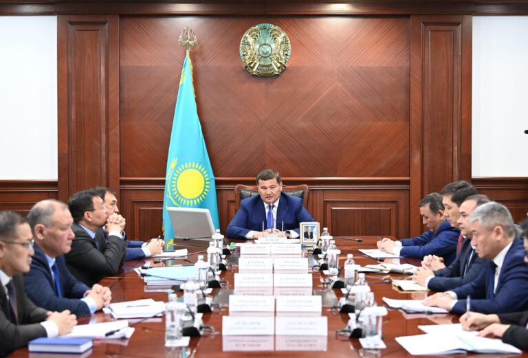 ЖЕКЕМЕНШІК БАЛАБАҚШАЛАРДЫ РӘСІМДЕУ БАРЫСЫ ТАЛҚЫЛАНДЫ