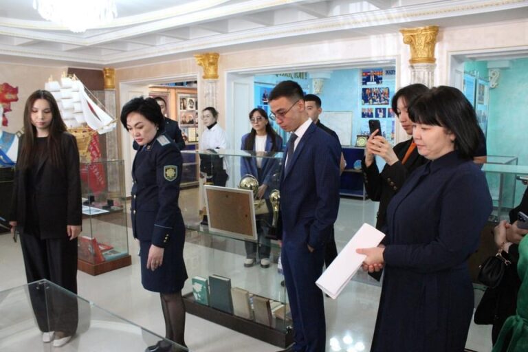 БІТІРУШІ ТҮЛЕКТЕРГЕ АРНАЛҒАН «АШЫҚ ЕСІК КҮНІ» ӨТТІ