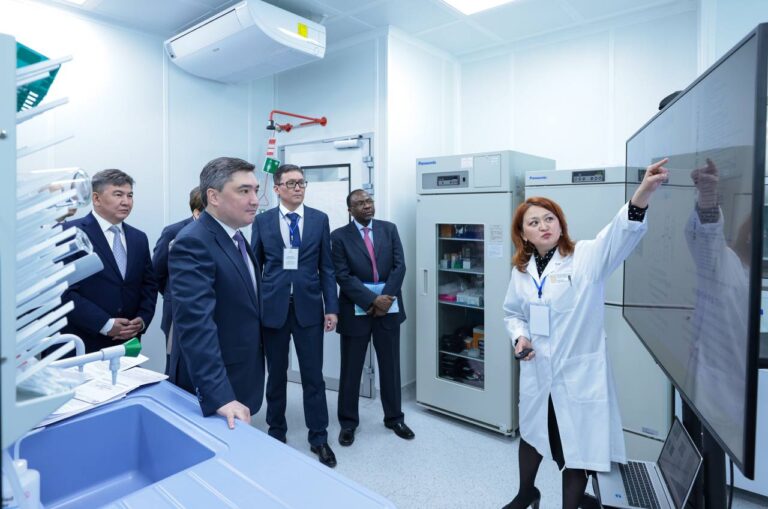 ҮКІМЕТ БАСШЫСЫ НУ-ҒА БАРДЫ