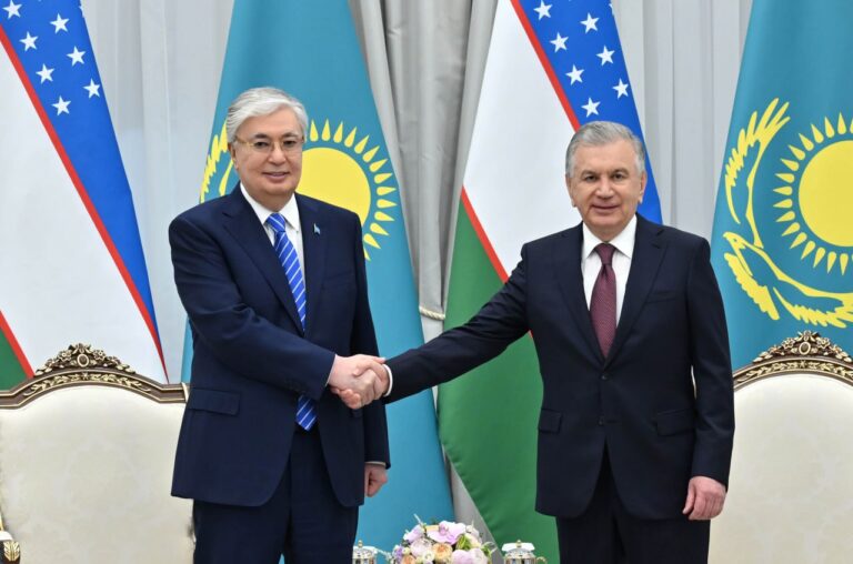 ПРЕЗИДЕНТ ӨЗБЕКСТАНҒА РЕСМИ САПАРМЕН БАРДЫ