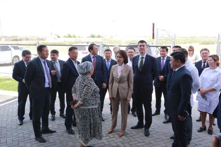 ҚР ДЕНСАУЛЫҚ САҚТАУ МИНИСТРІ АҚМАРАЛ ШӘРІПБАЙҚЫЗЫ ШИЕЛІ АУДАНЫНА ЖҰМЫС САПАРЫМЕН КЕЛДІ