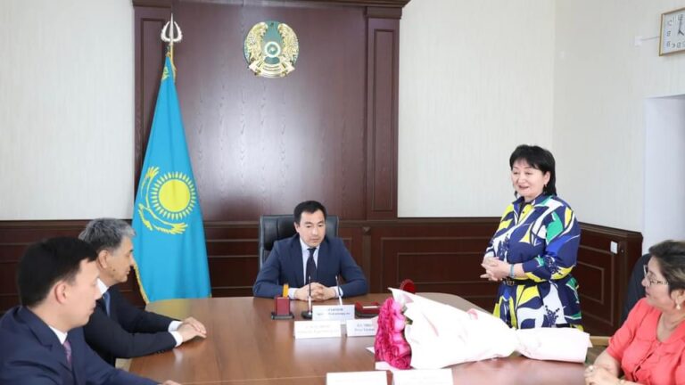 ЖАЛАҒАШ АУДАНЫНЫҢ ҚҰРМЕТ ГРАМОТАСЫ ТАБЫСТАЛДЫ