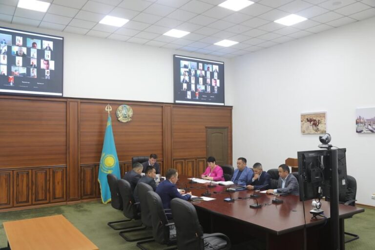 ЖҰМЫСПЕН ҚАМТУДЫҢ КЕЙБІР МӘСЕЛЕЛЕРІ ТУРАЛЫ МӘЖІЛІС ӨТТІ