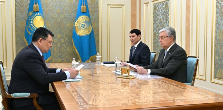 ПРЕЗИДЕНТ ҚАНАТ БОЗЫМБАЕВТЫ ҚАБЫЛДАДЫ