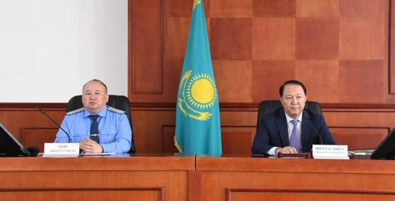 БІЛІМ БЕРУ МЕН ЖҰМЫСПЕН ҚАМТУ ЖӘНЕ ӘЛЕУМЕТТІК ҚОРҒАУ САЛАСЫНА ҚАТЫСТЫ МӘЖІЛІС ӨТТІ