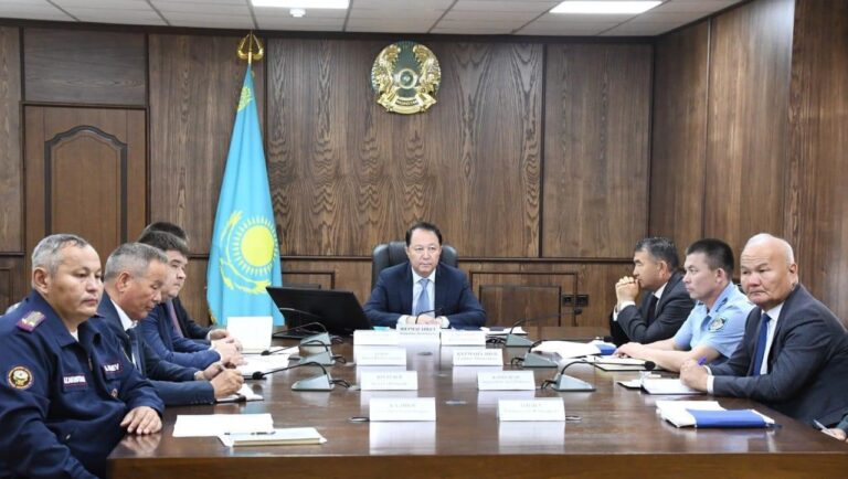 ҚҰРЫЛЫС САЛАСЫНА ҚАТЫСТЫ МӘЖІЛІС ӨТТІ