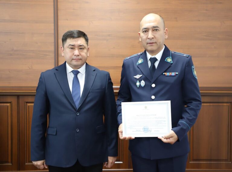 ХАЛЫҚҚА ҚЫЗМЕТ — АБЫРОЙЛЫ МІНДЕТ