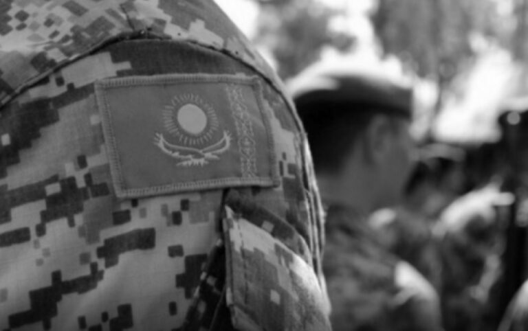 ҰЛТТЫҚ ҰЛАННЫҢ САРБАЗЫ ӨЗ-ӨЗІНЕ ҚОЛ ЖҰМСАДЫ