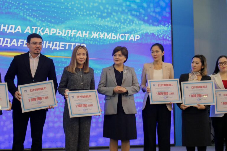 ЖАС ҒАЛЫМДАР ЖОБАСЫНА ҚОЛДАУ