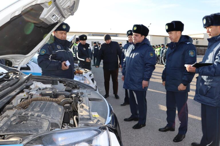 ҚАЛА БОЙЫНША АРНАЙЫ ҚЫЗМЕТТІК АВТОКӨЛІКТЕРДІҢ ҚЫС МЕЗГІЛІНЕ ДАЙЫНДЫҒЫ ТЕКСЕРІЛДІ