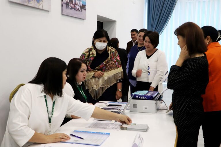 «ҚҰҚЫҚТЫҚ КӨМЕК» ПАРТИЯЛЫҚ ЖОБАСЫ АЯСЫНДА АШЫҚ ЕСІК КҮНІ ӨТТІ