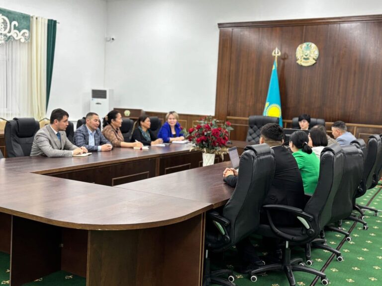 ТҮСІНДІРМЕ ЖҰМЫСЫ ЖҮРГІЗІЛДІ