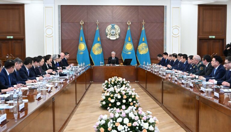 ҮКІМЕТТІҢ КЕҢЕЙТІЛГЕН ОТЫРЫСЫ БАСТАЛДЫ