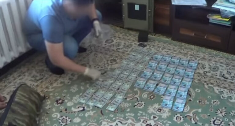 ФУТБОЛ КЛУБЫНЫҢ ДИРЕКТОРЫ СОТТАЛДЫ