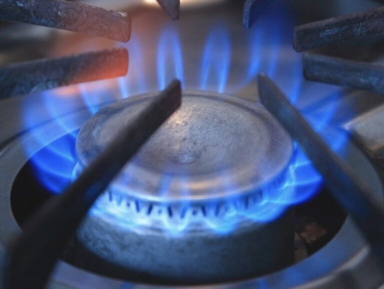 ҮШ БАЛА ГАЗДАН УЛАНЫП КӨЗ ЖҰМДЫ