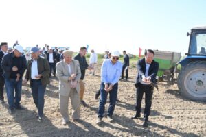 ҚАЗАЛЫДА ЕГІН ДАЛАСЫНА АЛҒАШҚЫ ДӘН СЕБІЛДІ