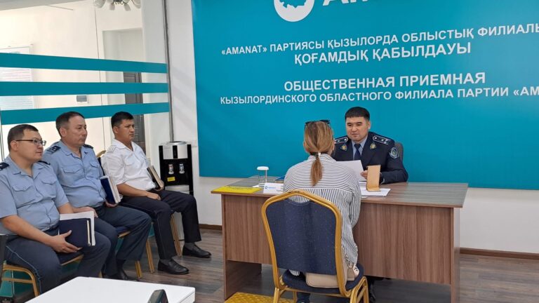 ПОЛИЦИЯ ДЕПАРТАМЕНТІ БАСТЫҒЫНЫҢ ОРЫНБАСАРЫ ПАРТИЯ АЛАҢЫНДА ҚАБЫЛДАУ ӨТКІЗДІ