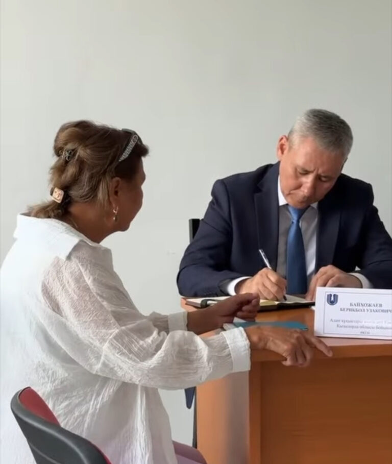 АДАМ ҚҰҚЫҚТАРЫ ЖӨНІНДЕГІ ӨКІЛ “ТЕҢ ҚОҒАМ МҮГЕДЕКТІГІ БАР АДАМДАРДЫ ҚОЛДАУ ОРТАЛЫҒЫНА” БАРДЫ