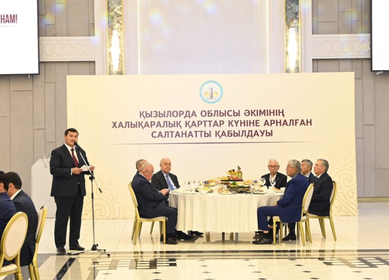ҚАРТТАР КҮНІ ҚАРСАҢЫНДА АРДАГЕРЛЕР ҚАЛАДАҒЫ НЫСАНДАРМЕН ТАНЫСТЫ