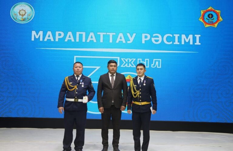 ҚҰТҚАРУШЫЛАР МАРАПАТ ТӨРІНЕН КӨРІНДІ