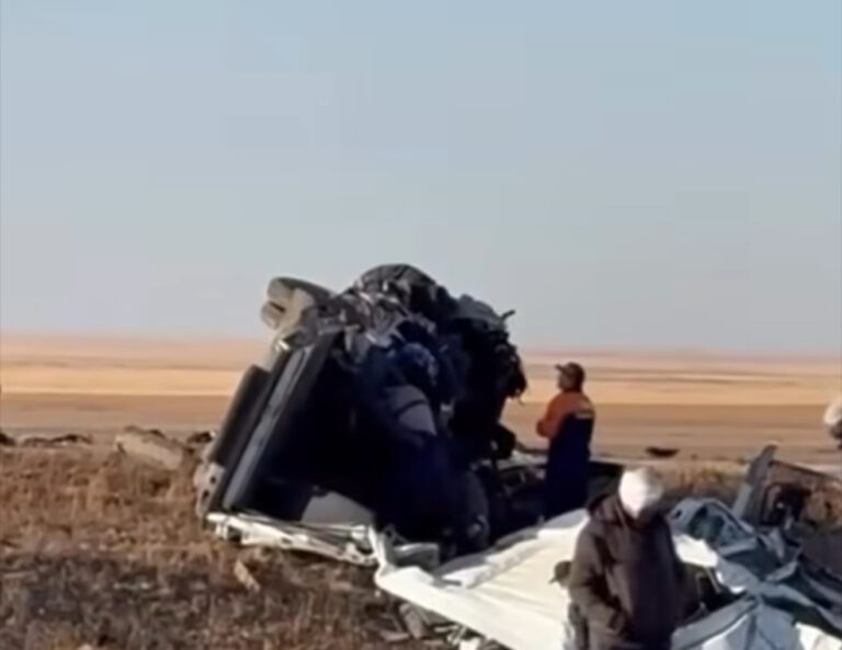 12 АДАМ ҚАЗА ТАПТЫ