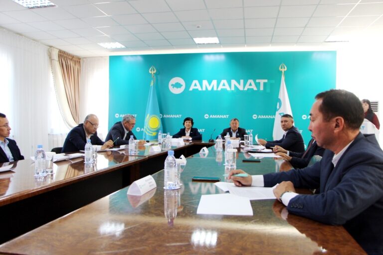 ПАРТИЯ АЛАҢЫНДА АУЫЛ ШАРУАШЫЛЫҒЫ ЖЕРЛЕРІН ҰТЫМДЫ ПАЙДАЛАНУДЫ ҚАМТАМАСЫЗ ЕТУ МӘСЕЛЕЛЕРІ ТАЛҚЫЛАНДЫ