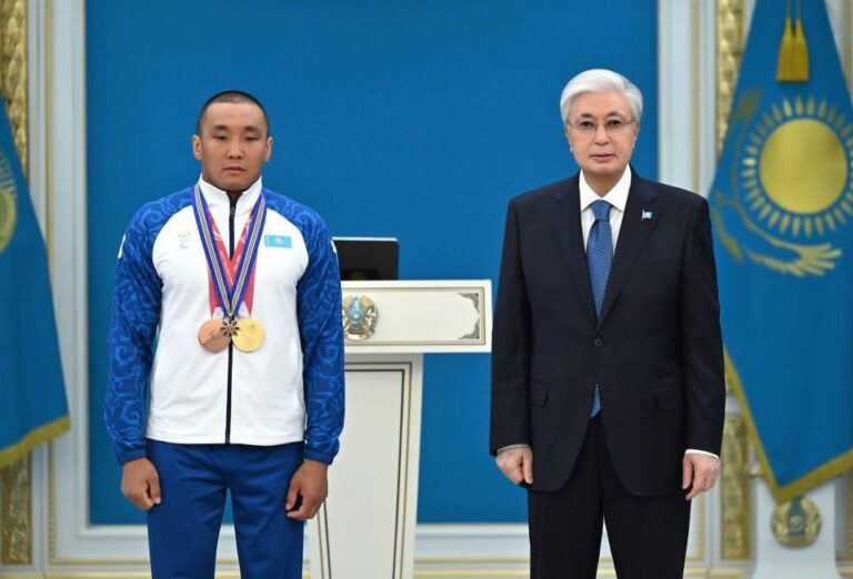 ПРЕЗИДЕНТ ПАРАОЛИМПИАДА ОЙЫНДАРЫНЫҢ ЖЕҢІМПАЗДАРЫН ҚАБЫЛДАДЫ