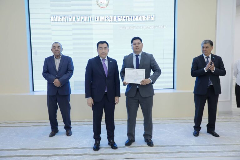РЕФЕРЕНДУМДЫ ЖОҒАРЫ ДЕҢГЕЙДЕ ӨТКІЗУГЕ АТСАЛЫСҚАН АЗАМАТТАР МАРАПАТТАЛДЫ