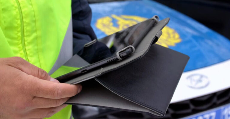 ЖАЛҒАН НӨМІР ТАҒЫП, 40 РЕТ ЖОЛ ЕРЕЖЕСІН БҰЗҒАН ҚЫЗЫЛОРДАЛЫҚ ЖАЗАЛАНДЫ
