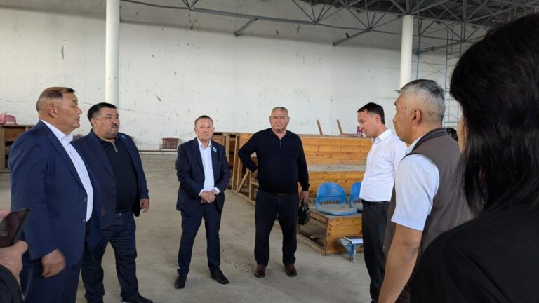 ДЕПУТАТТАРДЫҢ ЖҰМЫС САПАРЫ ШИЕЛІ АУДАНЫНДА ЖАЛҒАСТЫ