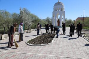 «ТАЗА АУЛА» ЭКОЛОГИЯЛЫҚ АКЦИЯСЫ АЯСЫНДА КЕҢ АУҚЫМДЫ СЕНБІЛІК ӨТТІ