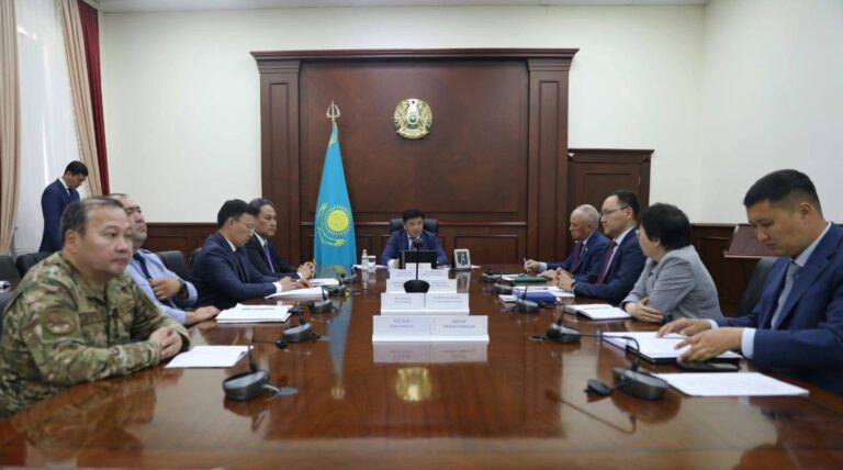 КАДРЛЫҚ ӨЗГЕРІСТЕР ТАНЫСТЫРЫЛДЫ