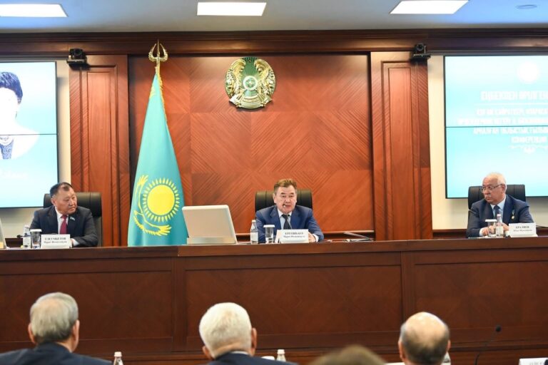 АЛМАГҮЛ БОЖАНОВАНЫҢ 80 ЖЫЛДЫҒЫНА АРНАЛҒАН ОБЛЫСТЫҚ ҒЫЛЫМИ-ТАНЫМДЫҚ КОНФЕРЕНЦИЯ ӨТТІ