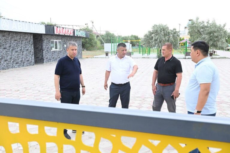 ҚАЗАЛЫДА «ТАЗА ҚАЗАҚСТАН» АКЦИЯСЫ АЯСЫНДА САНИТАРЛЫҚ ТАЗАЛЫҚ ЖҰМЫСТАРЫ ЖҮРГІЗІЛУДЕ