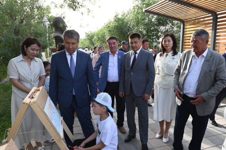 ХАЛЫҚАРАЛЫҚ БАЛАЛАРДЫ ҚОРҒАУ КҮНІНЕ ОРАЙ МЕРЕКЕЛІК ШАРА ӨТТІ