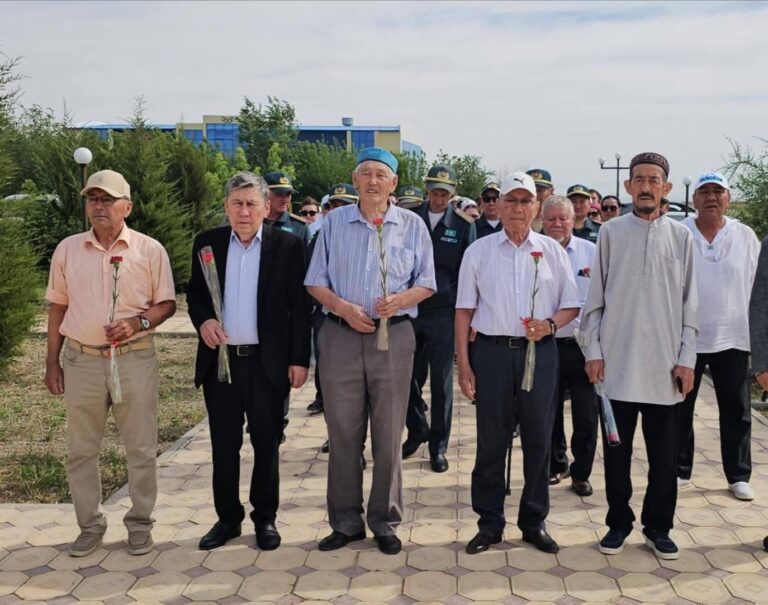 ЖАҢАҚОРҒАНДЫҚТАР ҚУҒЫН-СҮРГІН ЖӘНЕ АШАРШЫЛЫҚ ҚҰРБАНДАРЫН ЕСКЕ АЛДЫ