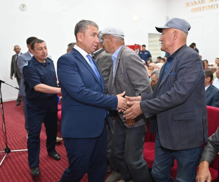 ХАЛЫҚПЕН КЕЗДЕСУЛЕР БЕКАРЫСТАН БИ, МАЙДАКӨЛ ЖӘНЕ Ү.ТҮКТІБАЕВ АУЫЛДАРЫНДА ЖАЛҒАСТЫ