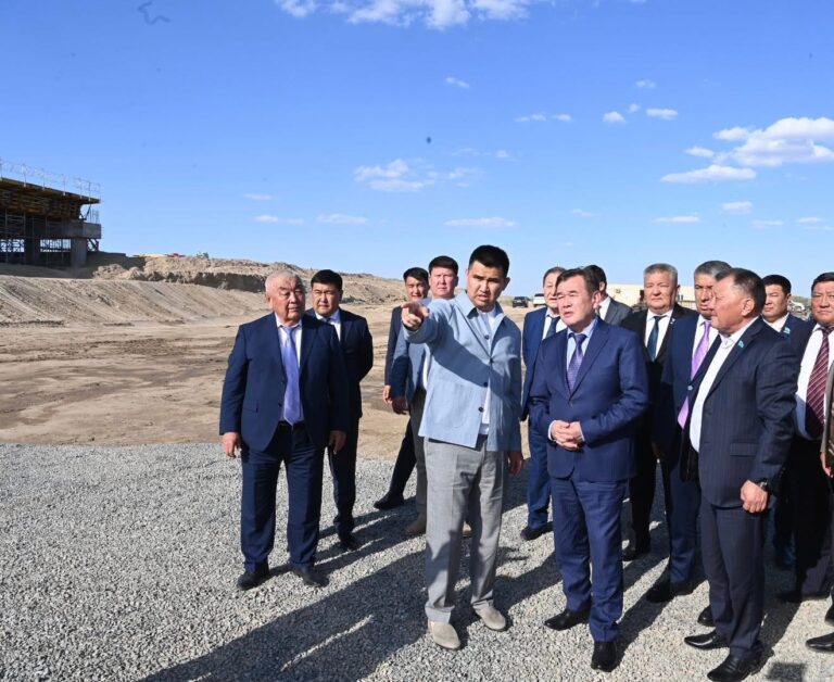 “ҚАРЛАҢ” КӨПІРІНІҢ ҚҰРЫЛЫСЫ ҚАРҚЫНДЫ ЖҮРІП ЖАТЫР