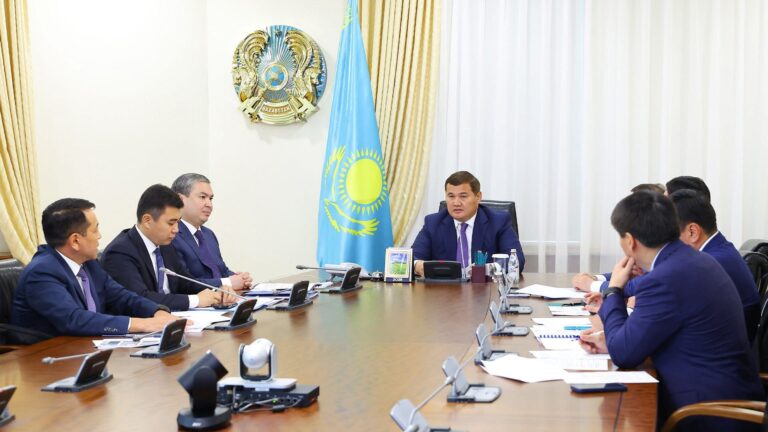 ҚҰРЫЛЫС САПАСЫНА ҚАТЫСТЫ МӘСЕЛЕЛЕР ТАЛҚЫЛАНДЫ